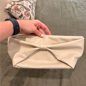 Reformation Cream Bow-Accent Wristlet Clutch